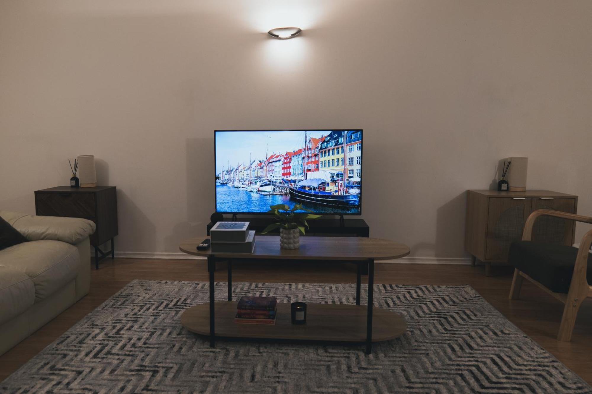 Luxury 2 Bedroom Penthouse With Thrilling Waterfront And Views, Canary Wharf Appartamento