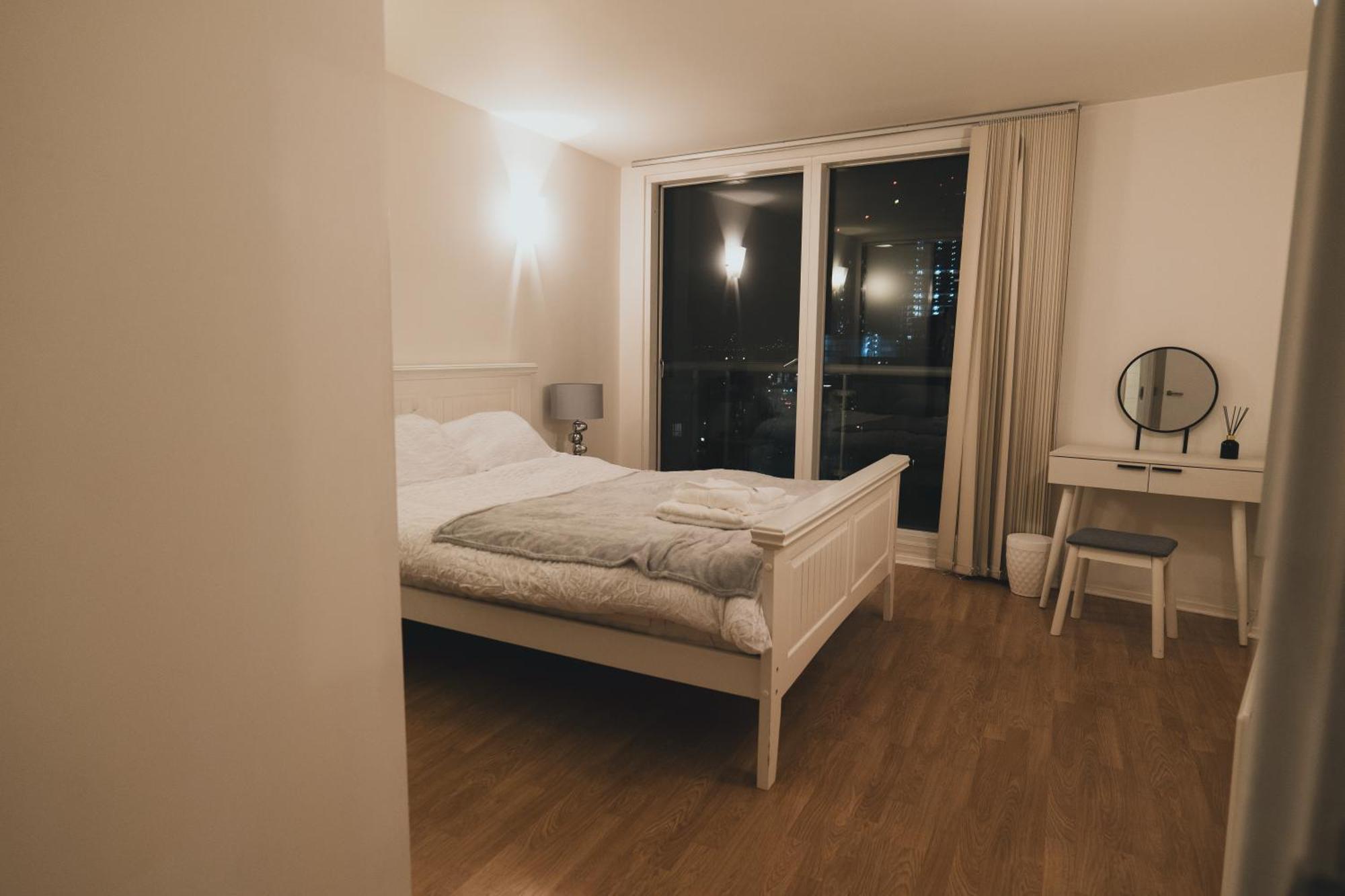 Apartament Luxury 2 Bedroom Penthouse With Thrilling Waterfront And Views, Canary Wharf